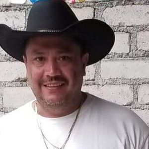 Meet your Posher, Larry